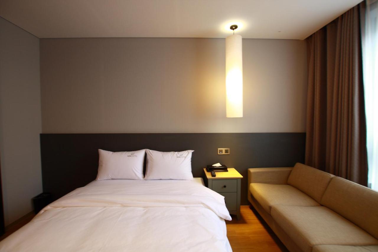 Mini Hotel 141 Kjongdžu Exteriér fotografie